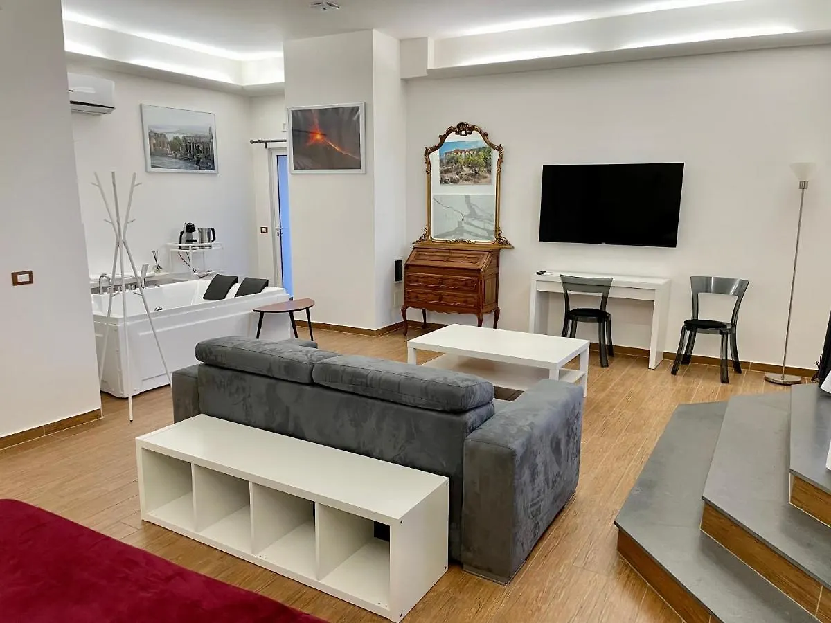 Villa Leucatia Sant'Agata Li Battiati Bed & Breakfast